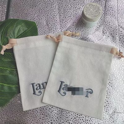 맞춤 로고 린 쥬트 드래싱 스턴 가방 보석 및 디지털 저장용으로 완벽 재사용