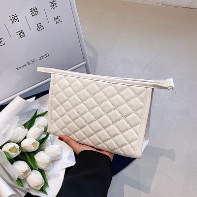폴리에스터 천 쿼티드 여행 화장품 가방 당신의 사용자 지정 로고 붓는 펄퍼 필요