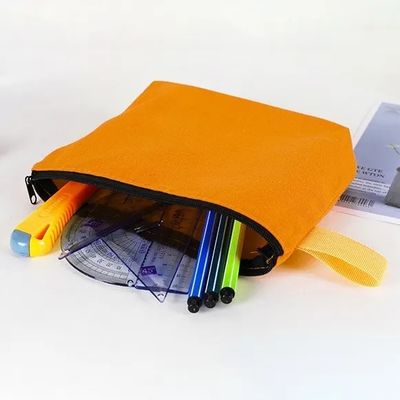환경 친화적이고 내구성있는 재료로 주문 로고 인쇄 캔버스 지퍼 메이크업 가방