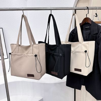 OEM/ODM 용납 여성 학생용 최신 패션 재사용 수 없는 토트백